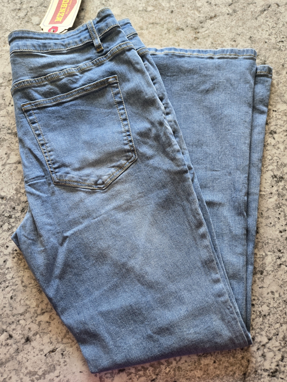 Women's Light Blue Wide-Leg Jeans - Flared Hem